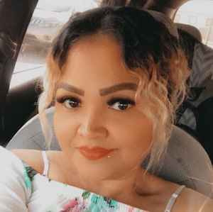 Meet your Posher, Genoveva